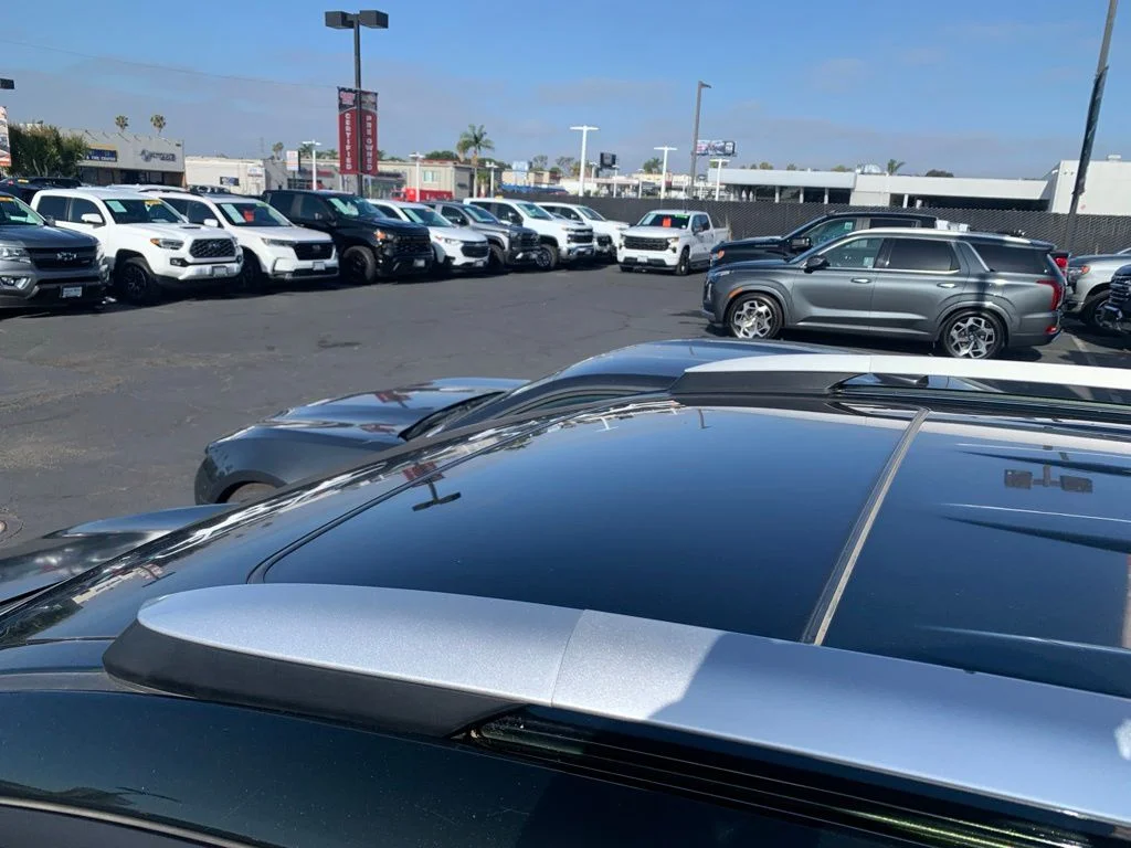 Used 2013 Green Toyota Limited image 9
