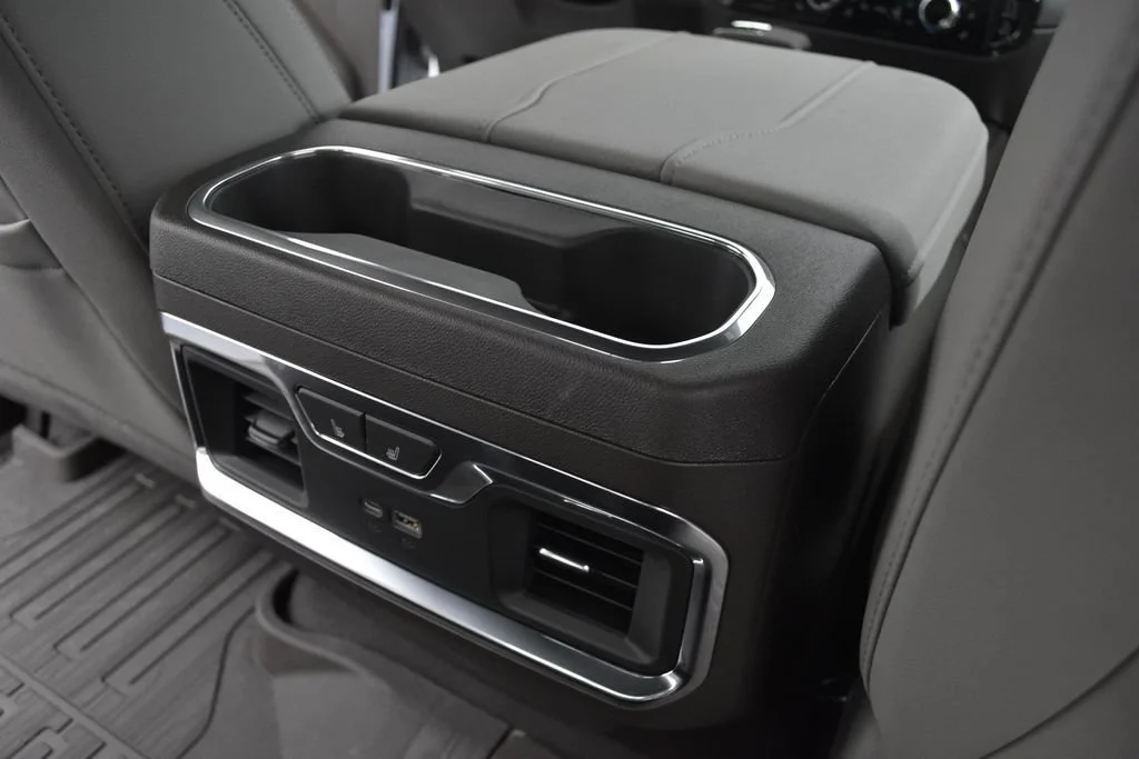 2026 GMC Sierra 1500 SLT - Photo 21