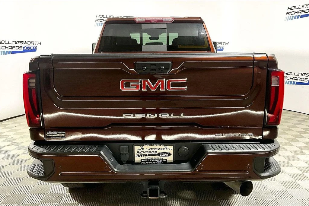 Used 2024 Redwood Metallic GMC Denali image 4