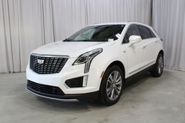Used 2024 Crystal White Tri-Coat Cadillac Premium Luxury image 37