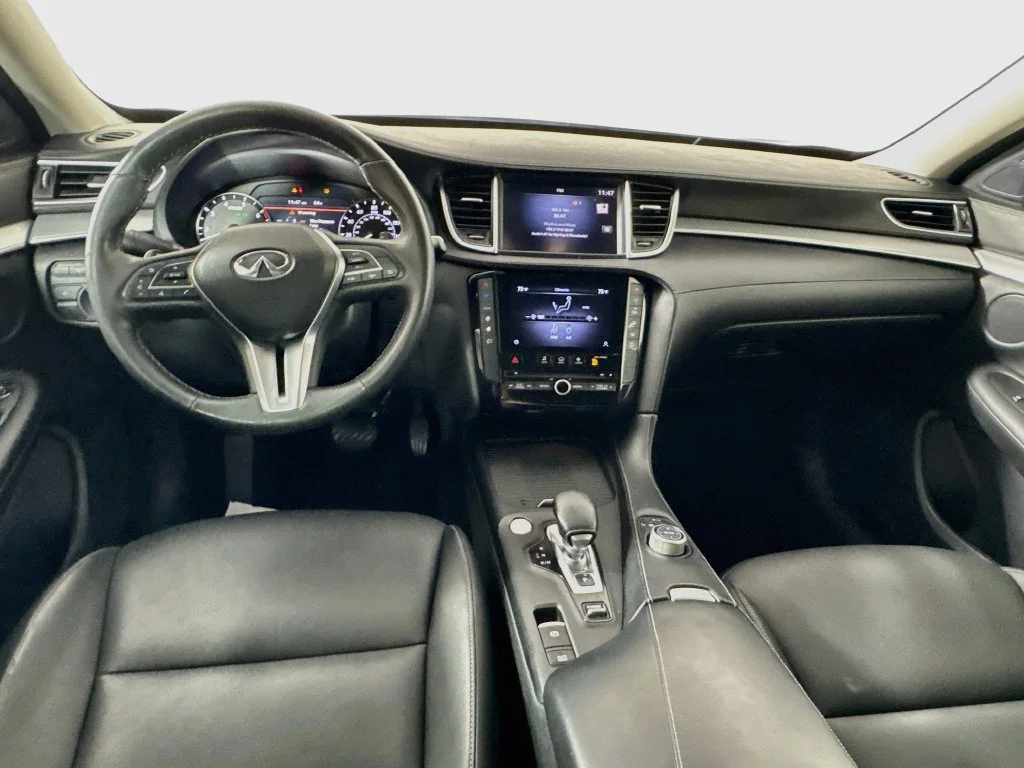 Certified Used 2020 Blue INFINITI LUXE image 27