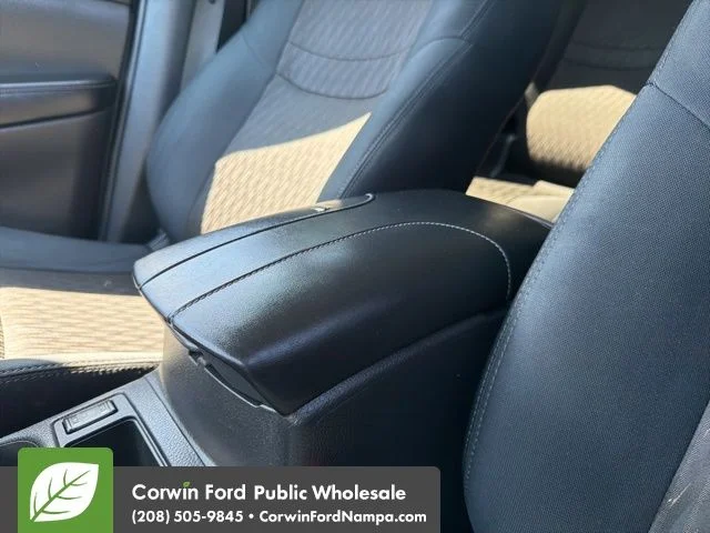 Used 2018 Green Nissan SV image 21
