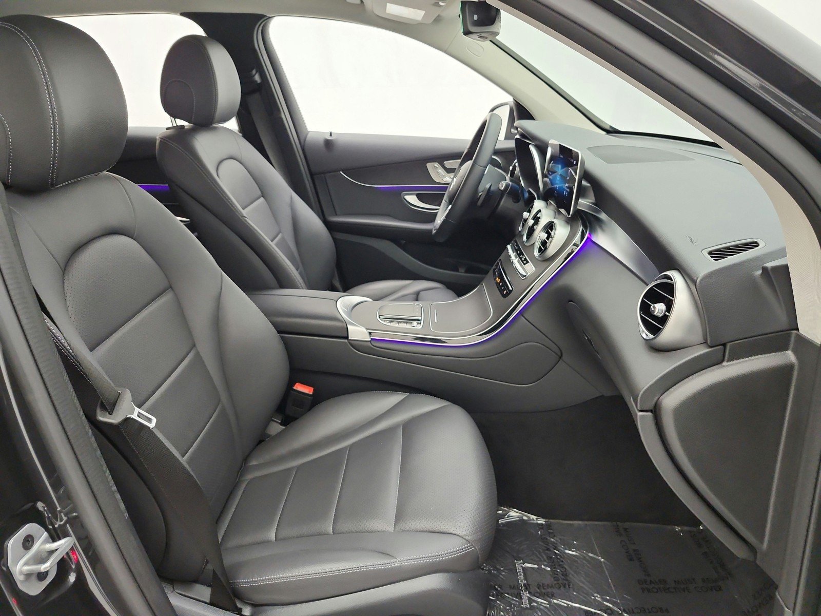 Used 2022 Graphite Grey Metallic Mercedes-Benz GLC 300 SUV image 17