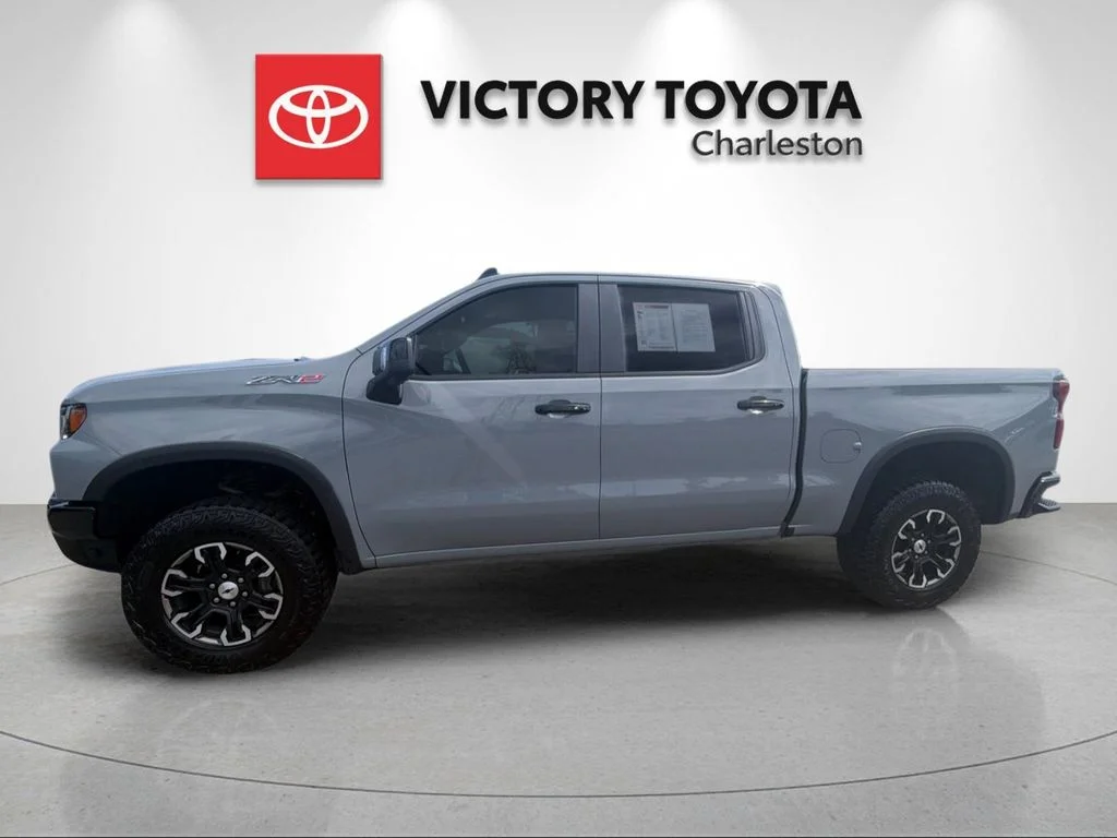 Used 2024 Gray Chevrolet ZR2 image 2
