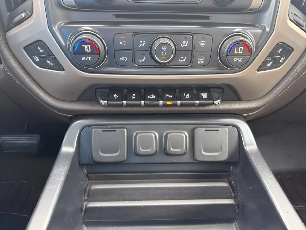 Used 2016 SUMMIT WHITE GMC Denali image 19