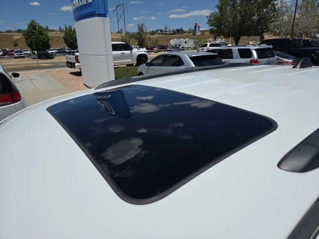 Used 2021 Bright White Clearcoat Jeep Limited image 9
