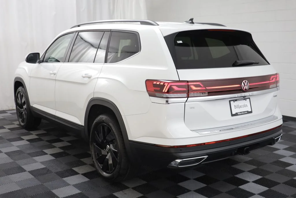 New 2026 Opal White Volkswagen 2.0T SE w/Technology image 15