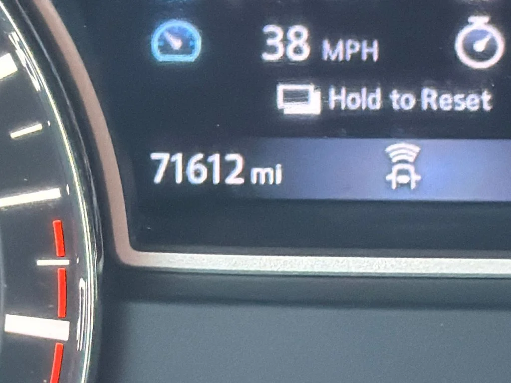Used 2020 Gray Nissan S image 19
