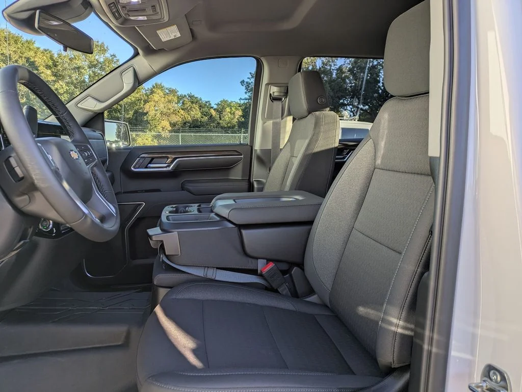 2026 Chevrolet Silverado 1500 LT - Photo 16