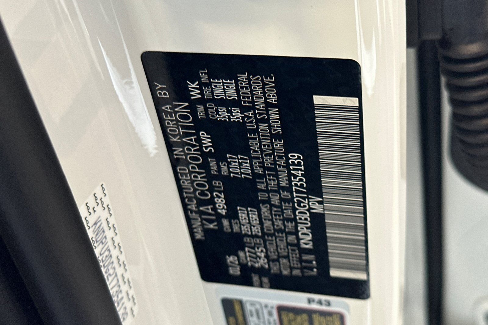 New 2026 Snow White Pearl Kia LX image 21