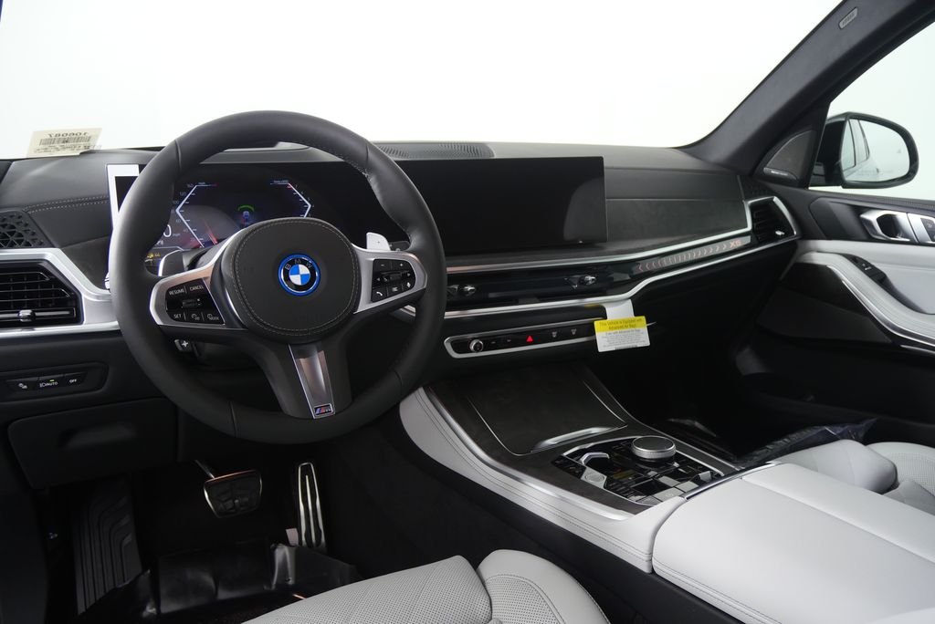 New 2026 Brooklyn Grey Metallic BMW xDrive50e image 17