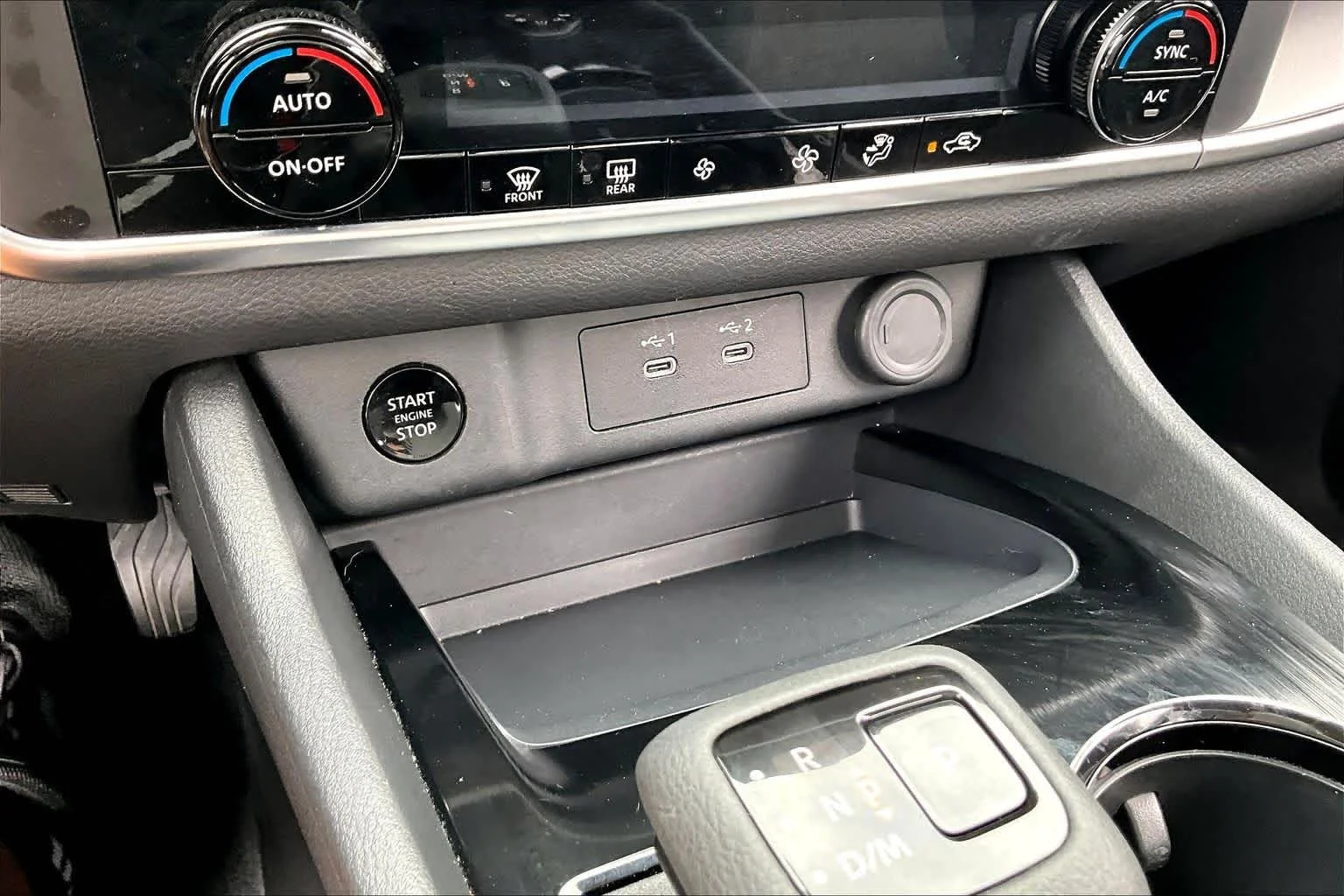 Used 2025 Brilliant Silver Metallic Nissan SV image 31