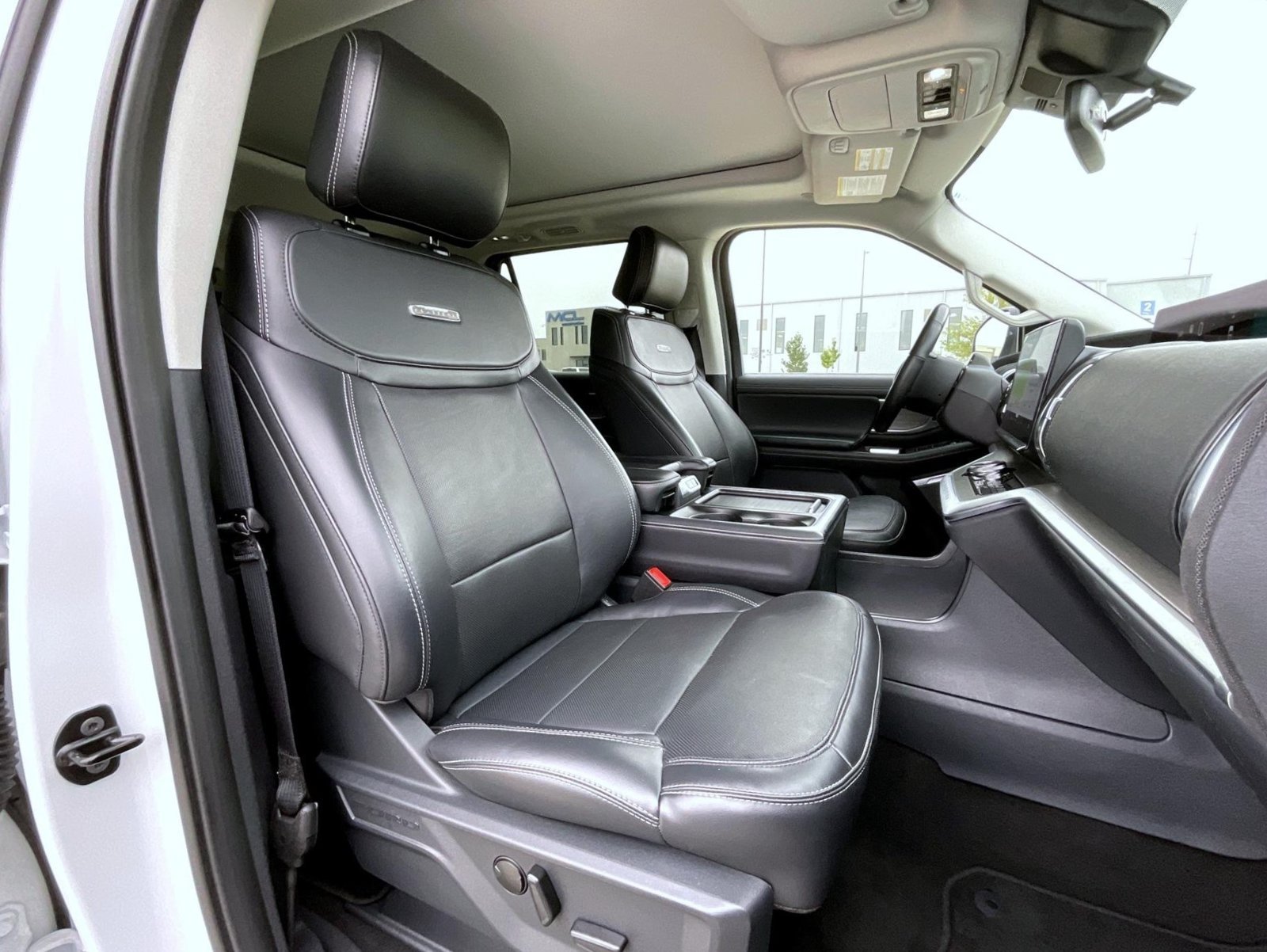 Used 2025 White Ford Platinum image 16