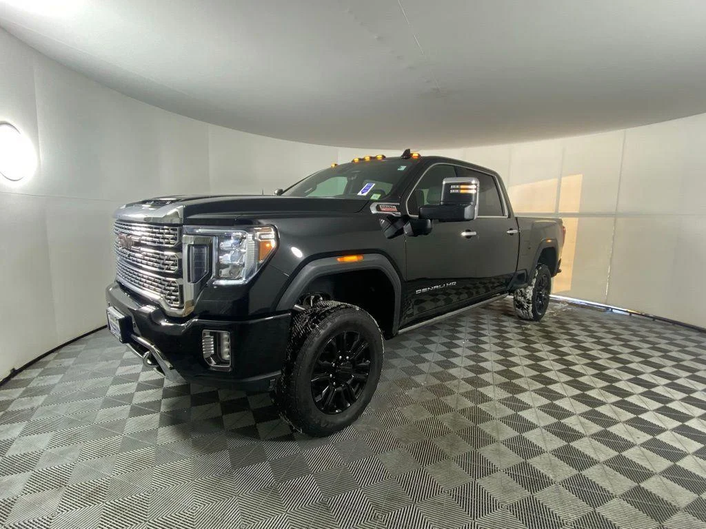 Used 2022 Ebony Twilight Metallic GMC Denali image 13