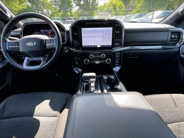 Used 2023 White Ford XLT image 16