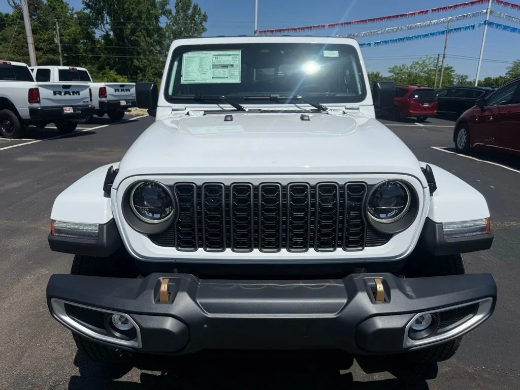New 2026 White Jeep 85th Anniversary Edition image 8