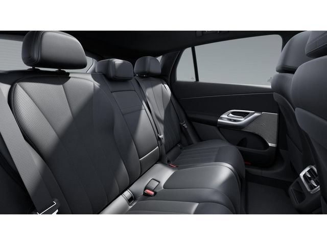 New 2027 Polar White Mercedes-Benz GLC 400 image 6