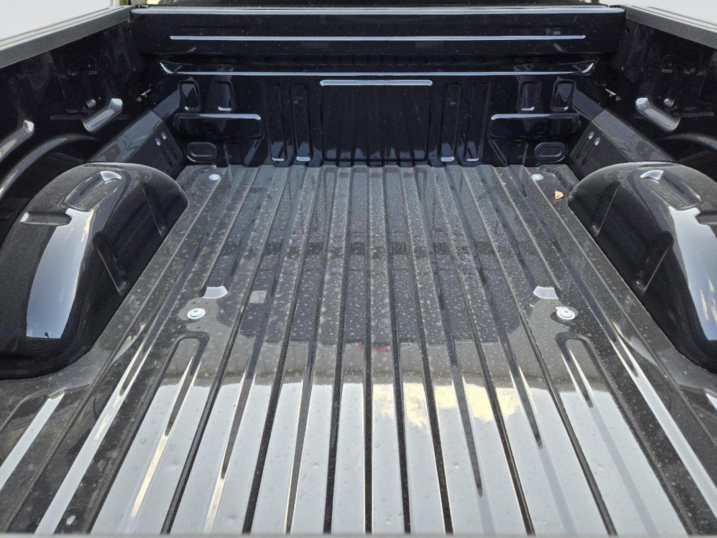 New 2026 Agate Black Metallic Ford XLT image 20