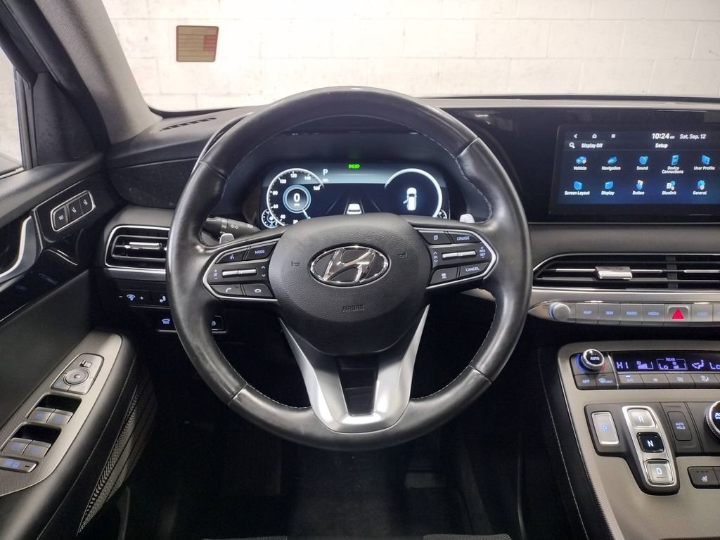 Used 2022 Rainforest Hyundai Limited image 41