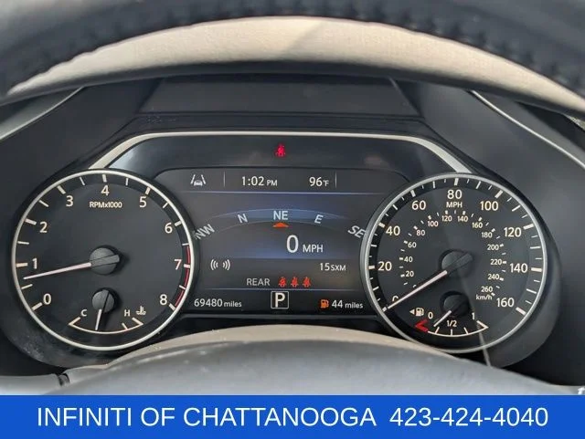 Used 2023 Red Nissan Platinum image 12