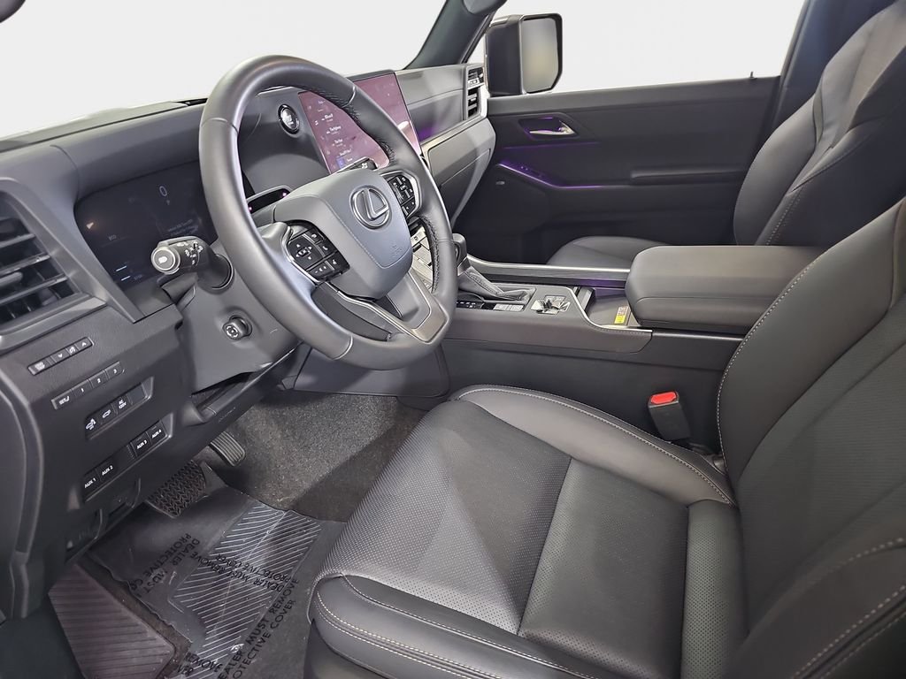 2026 Lexus GX Overtrail+ - Photo 19