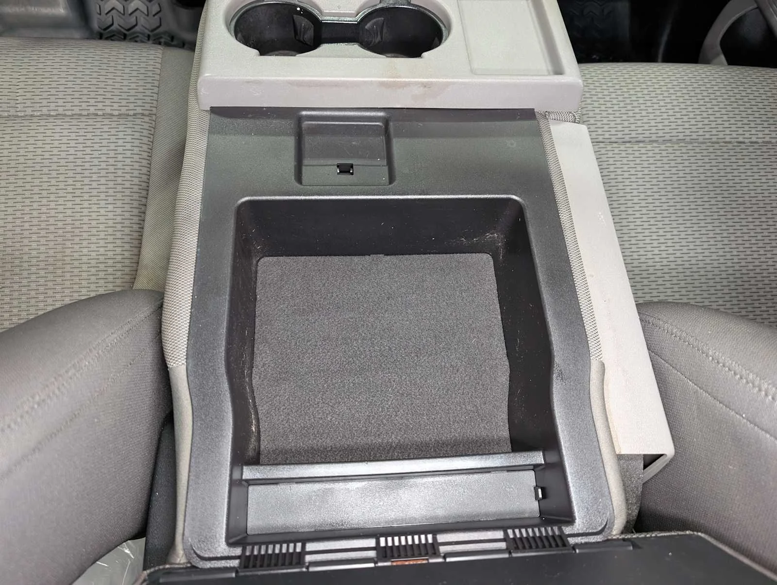 Used 2015 Blue Jeans Metallic Ford XLT image 15