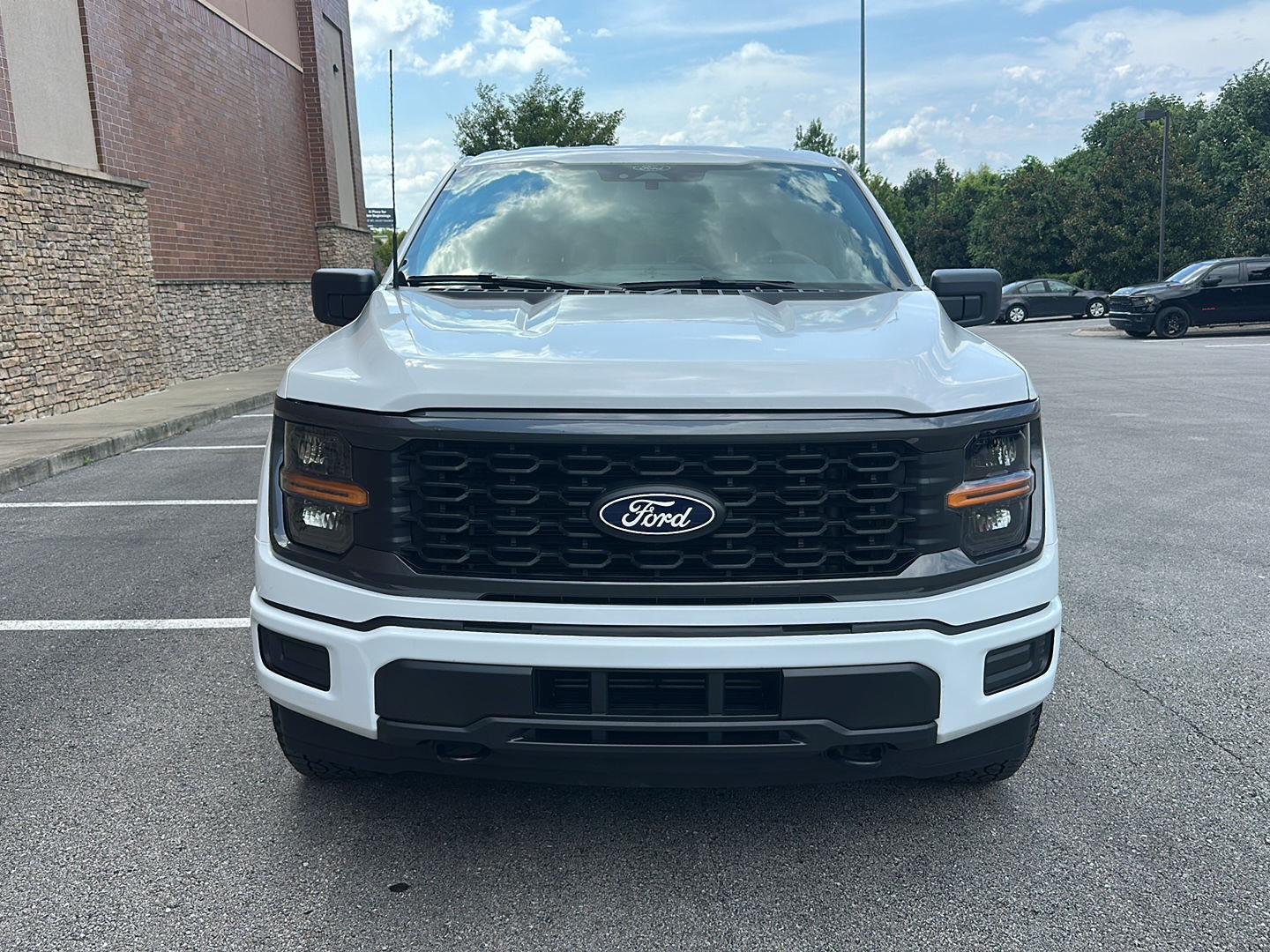 Certified Used 2026 Oxford White Ford STX image 8