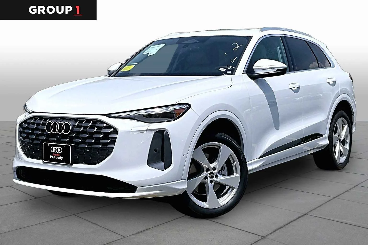 2026 Audi Q5 Premium Plus quattro's photo