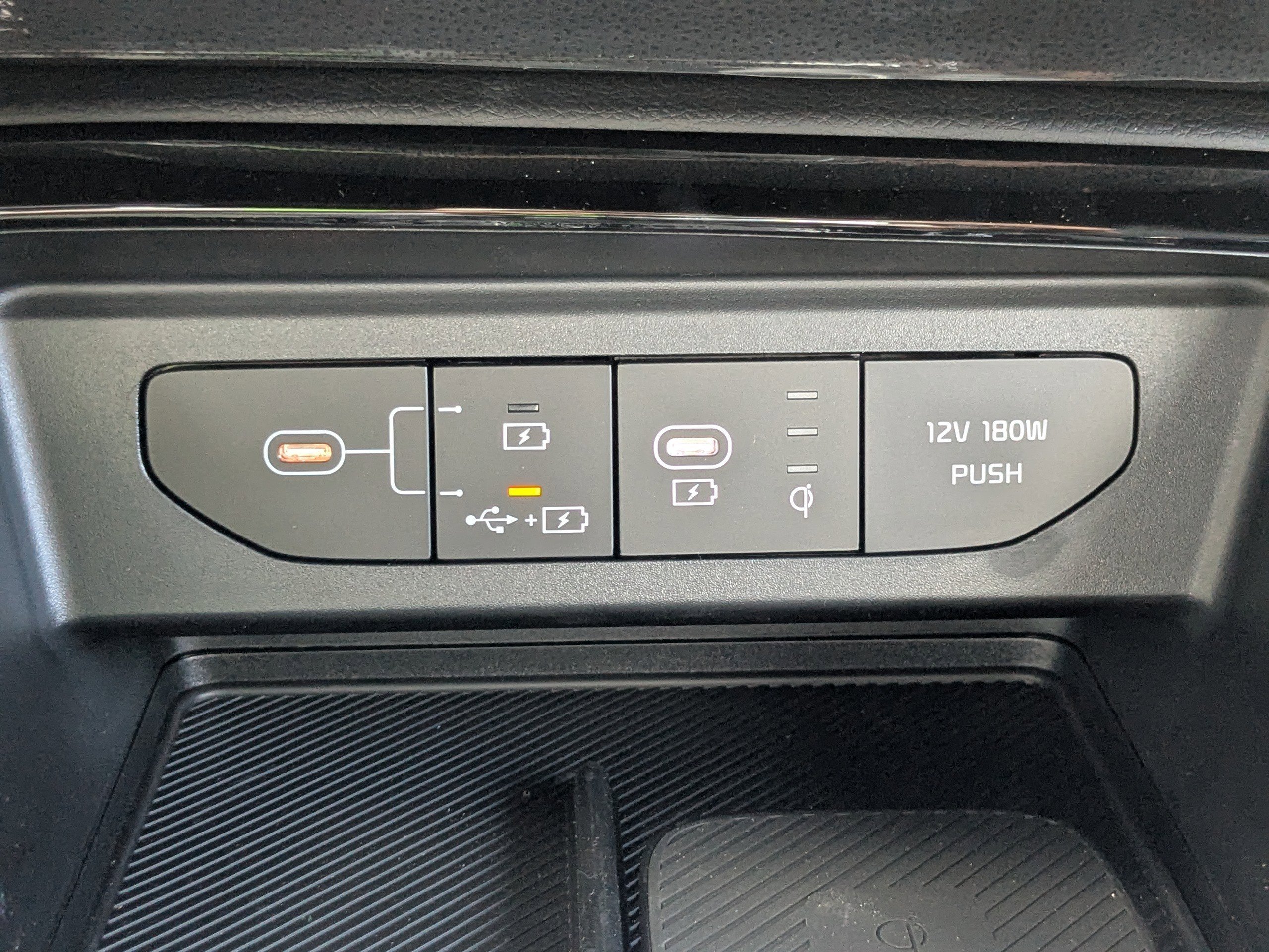 2026 Kia K5 GT-Line - Photo 26