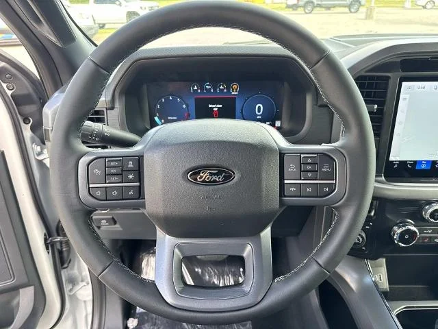 New 2026 Oxford White Ford XLT image 22