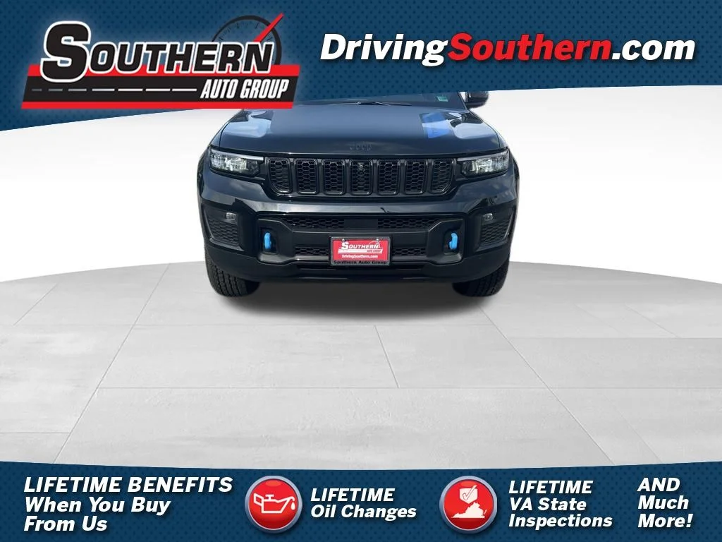 Used 2024 Black Jeep Trailhawk 4xe image 1