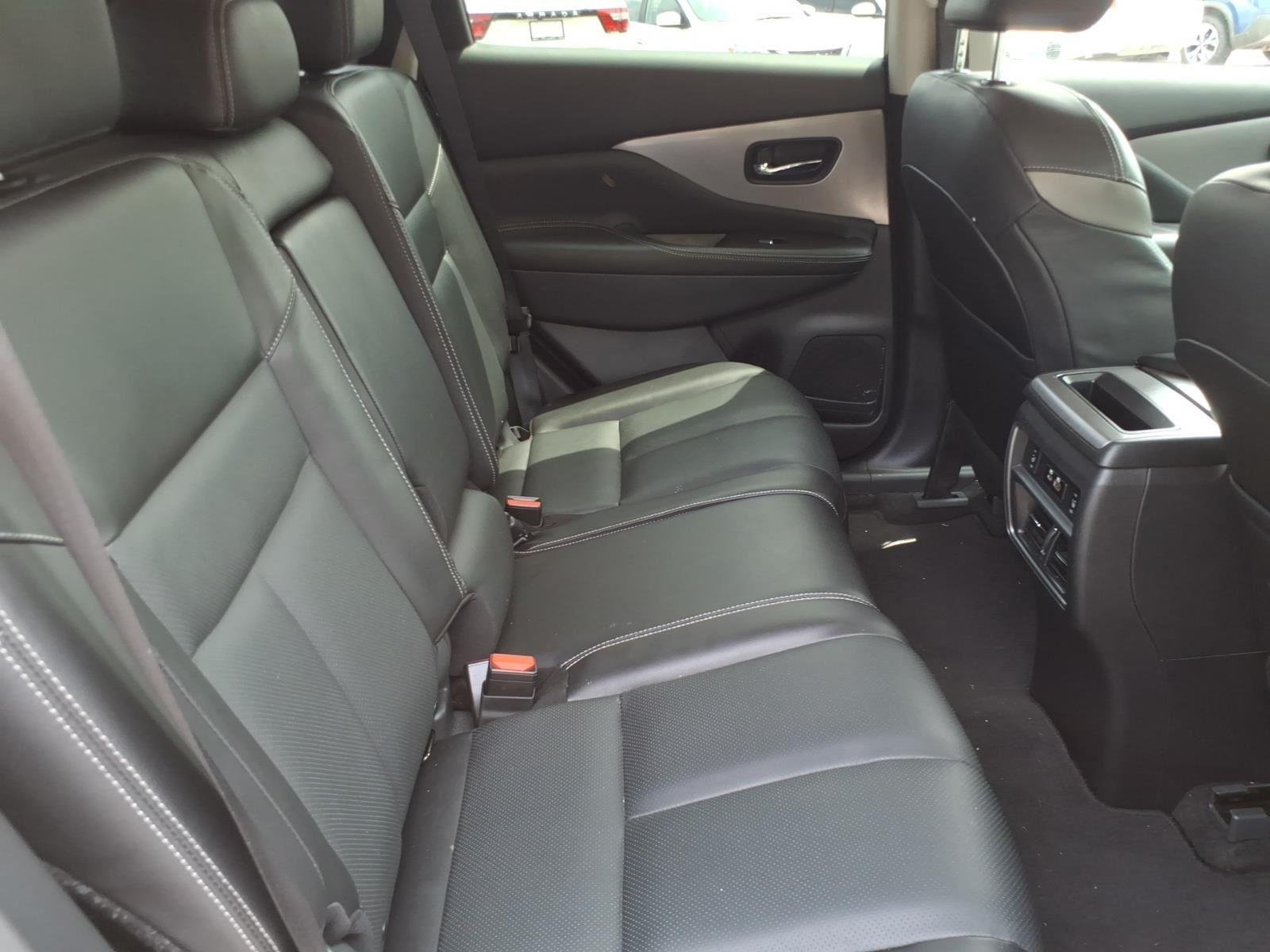 Used 2023 Pearl White Tricoat Nissan SL image 21
