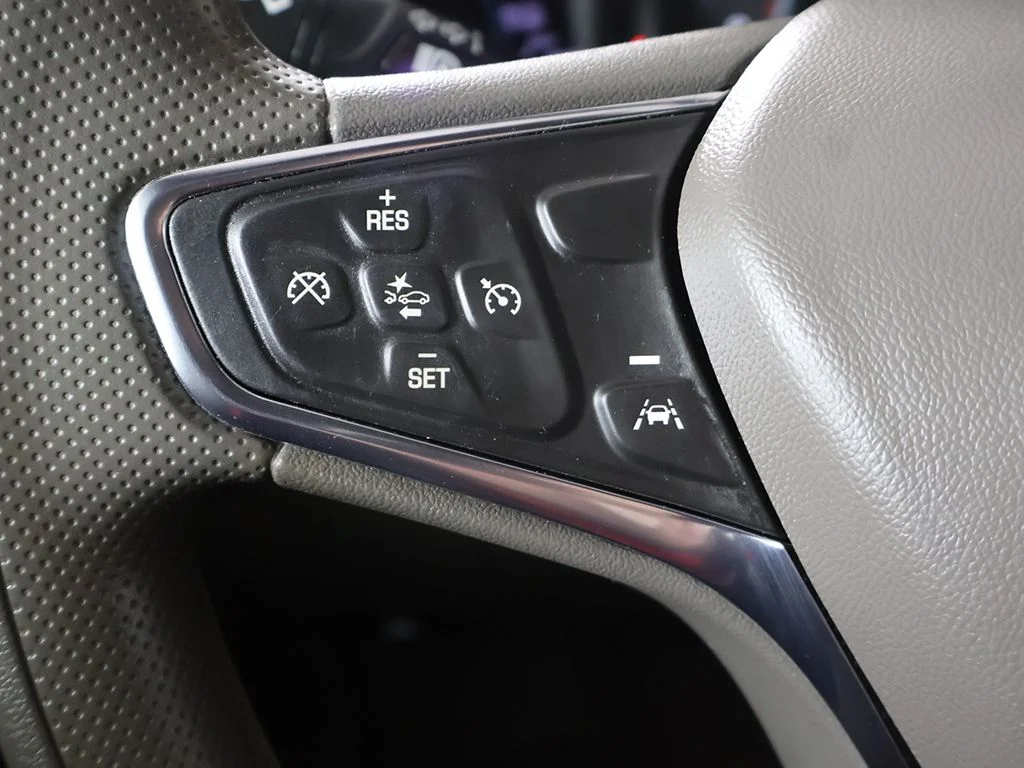 Used 2023 Gray Chevrolet LT image 37