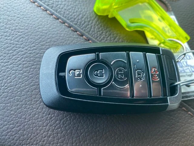 New 2027 Agate Black Metallic Ford King Ranch® image 45