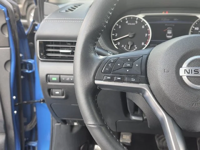 Certified Used 2022 Electric Blue Metallic Nissan SV image 25