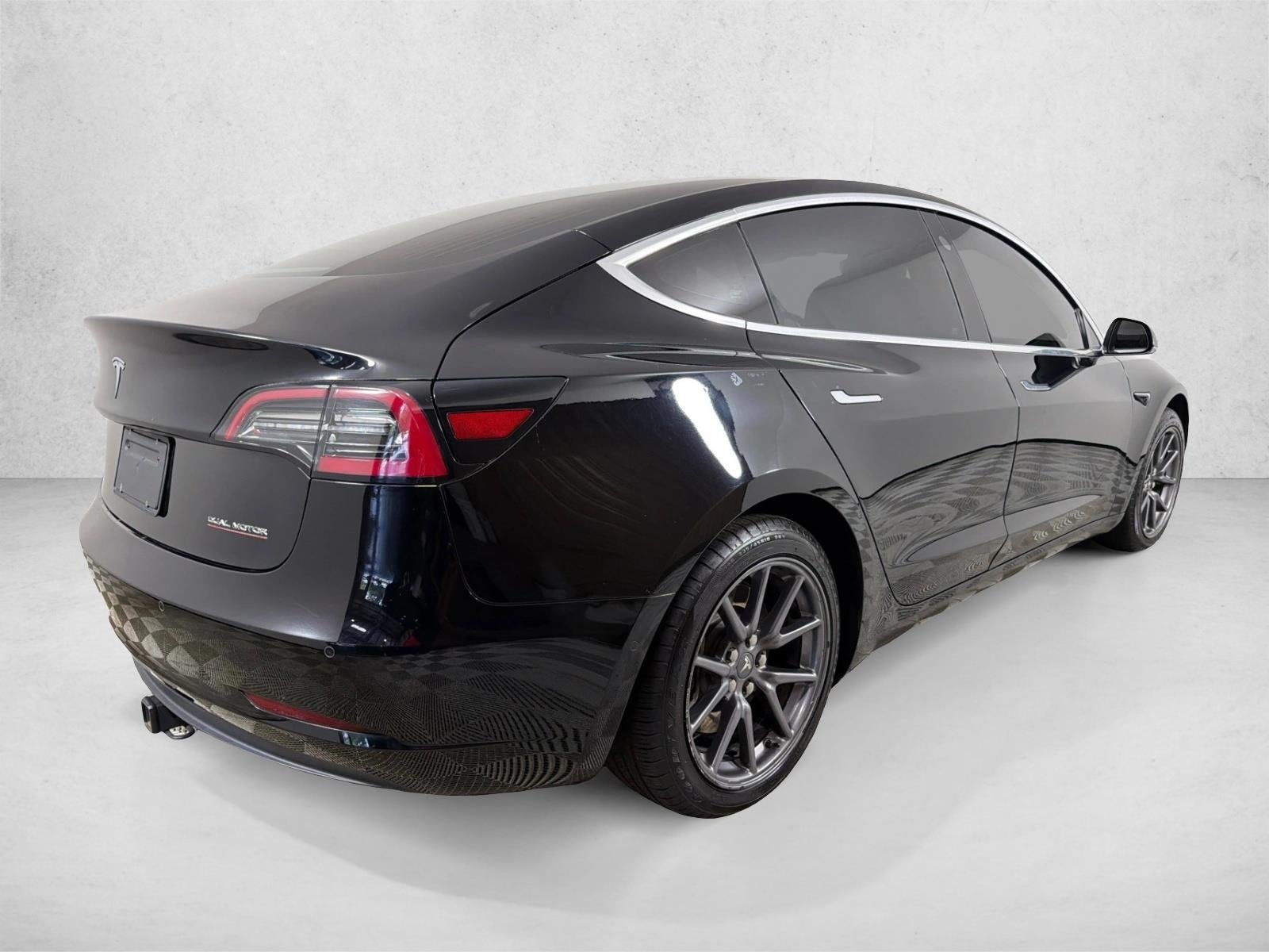 Used 2019 Solid Black Tesla Performance image 4