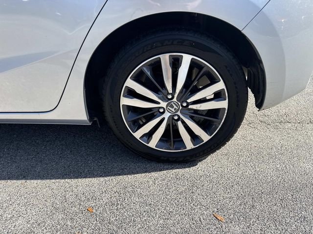 Used 2015 Alabaster Silver Metallic Honda EX image 11