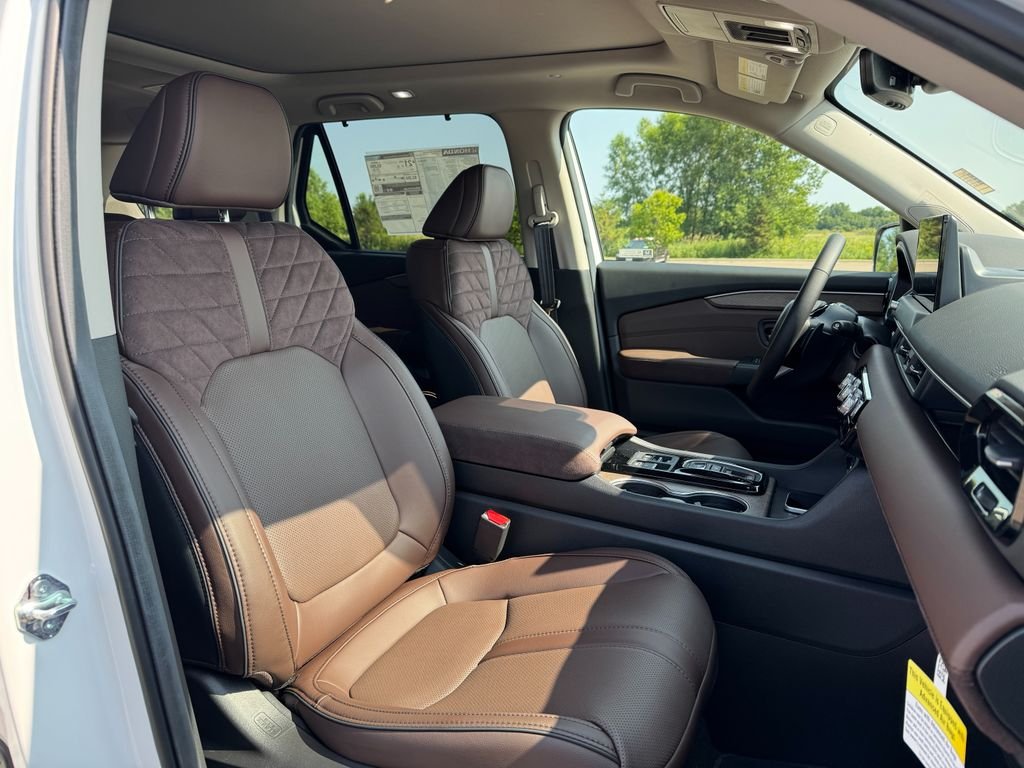 New 2026 Platinum White Pearl Honda AWD Elite image 9