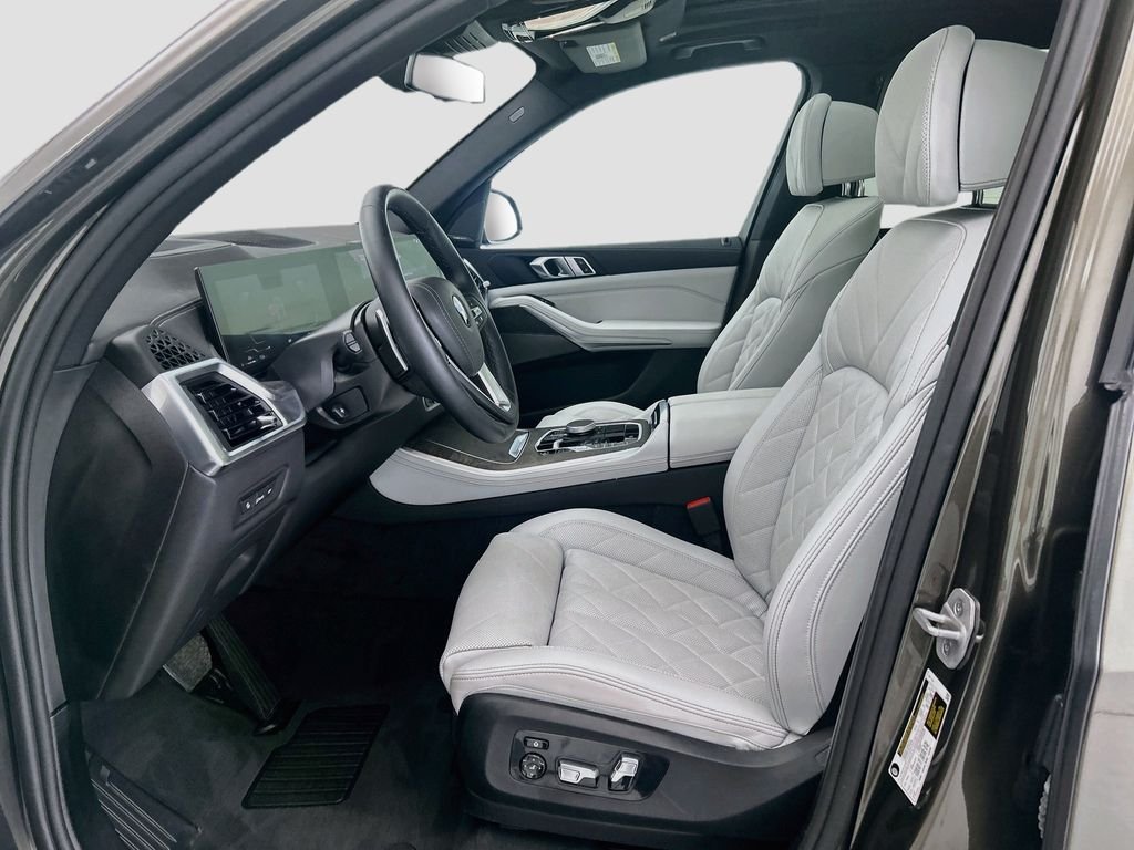 Certified Used 2026 Green Metallic BMW sDrive40i image 18