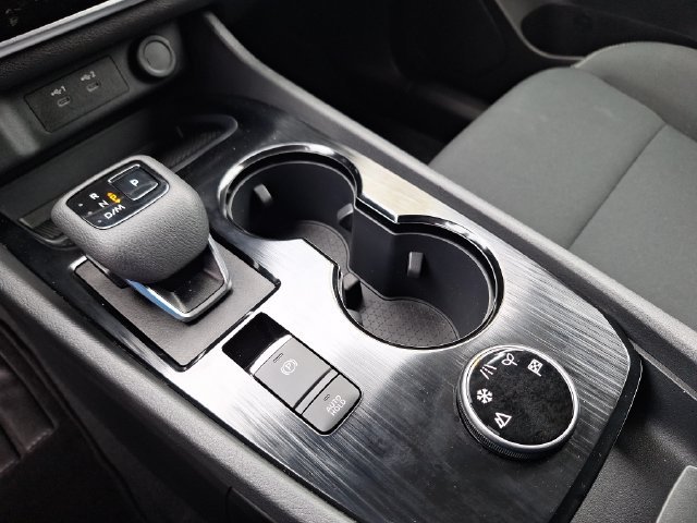 Used 2025 White Nissan S image 24