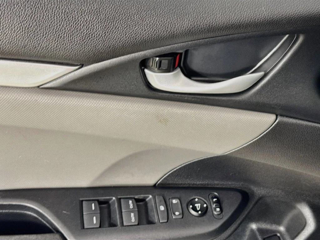 Certified Used 2018 Blue Honda LX image 23