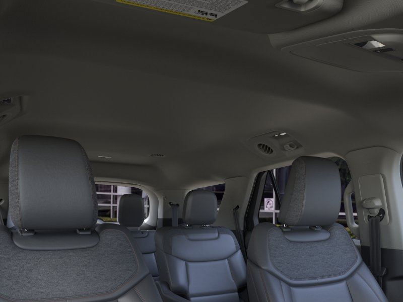 New 2026 Star White Metallic Tri-Coat Ford Active image 22