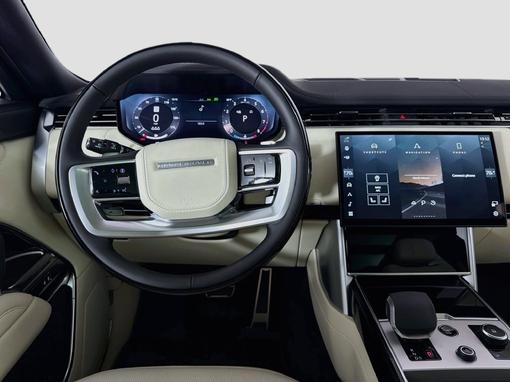 New 2027 Santorini Black Land Rover SE image 24