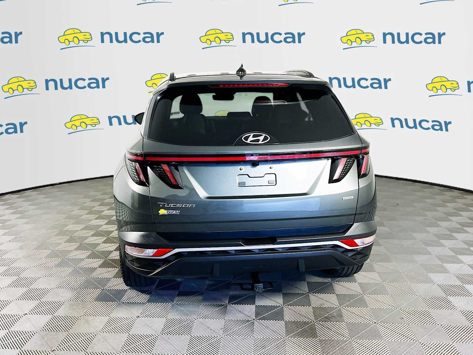 Used 2023 Amazon Gray Hyundai SEL image 6