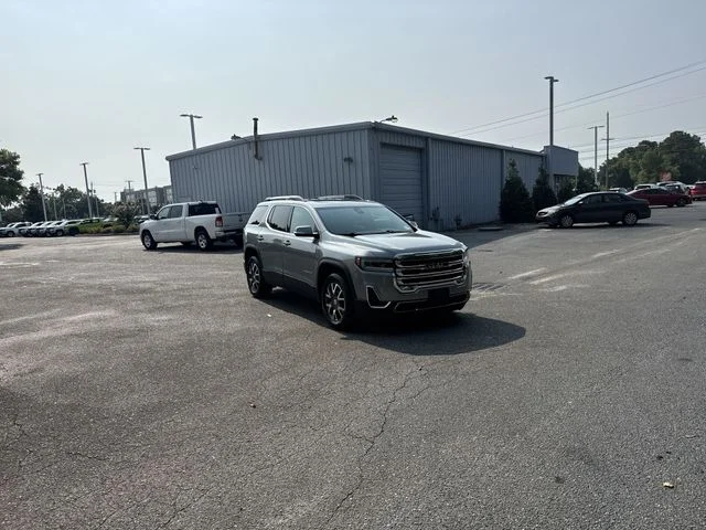 Used 2023 Silver GMC SLE image 3