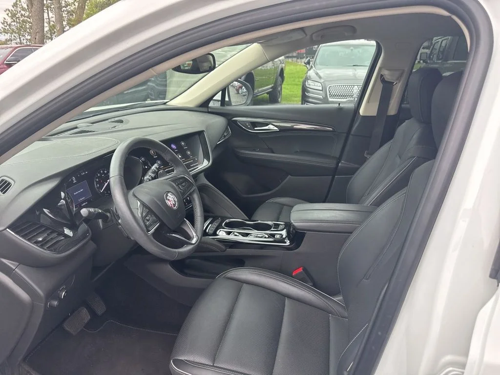 Used 2023 White Buick Essence image 12