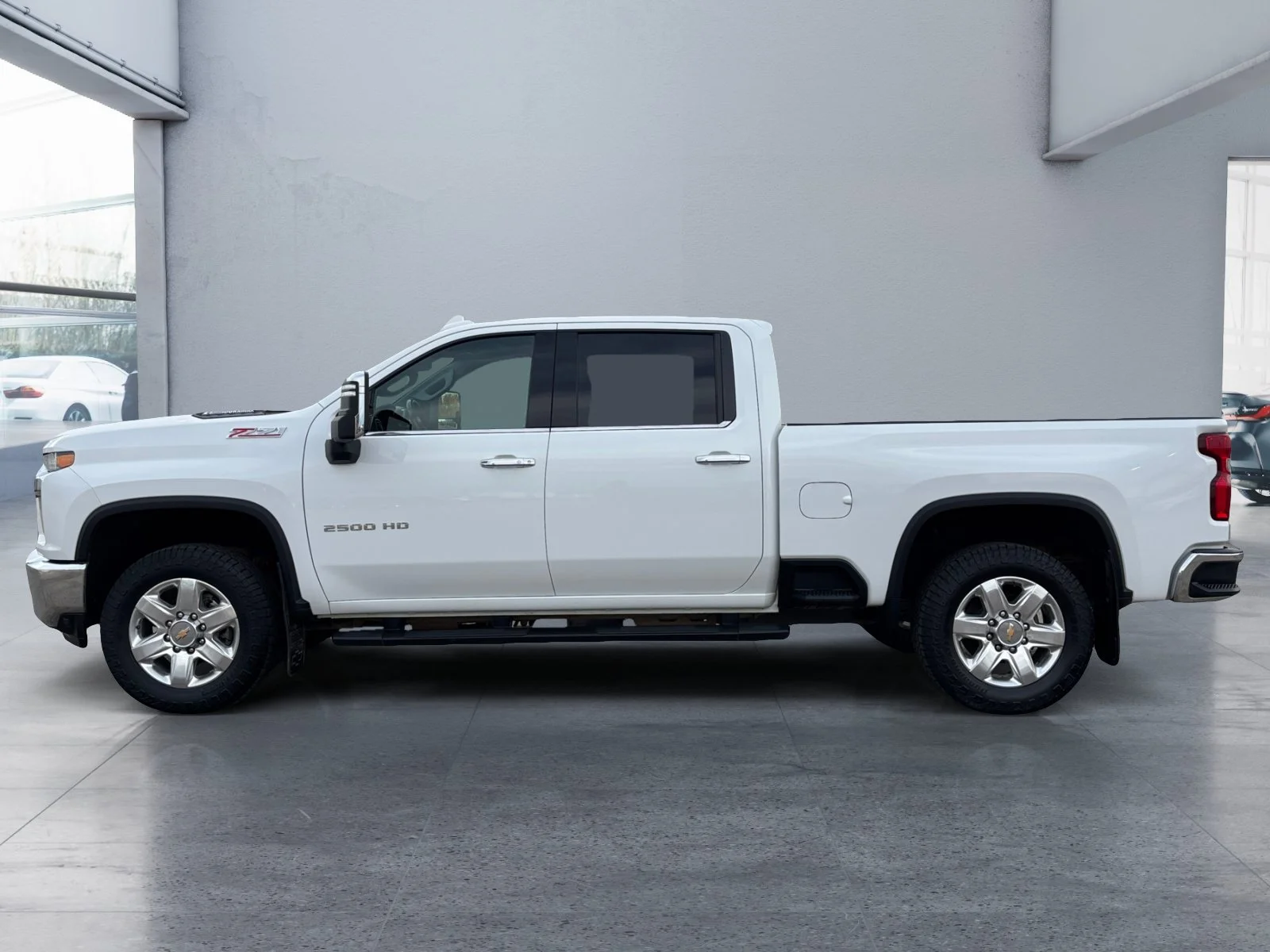 Used 2022 White Chevrolet LTZ image 2