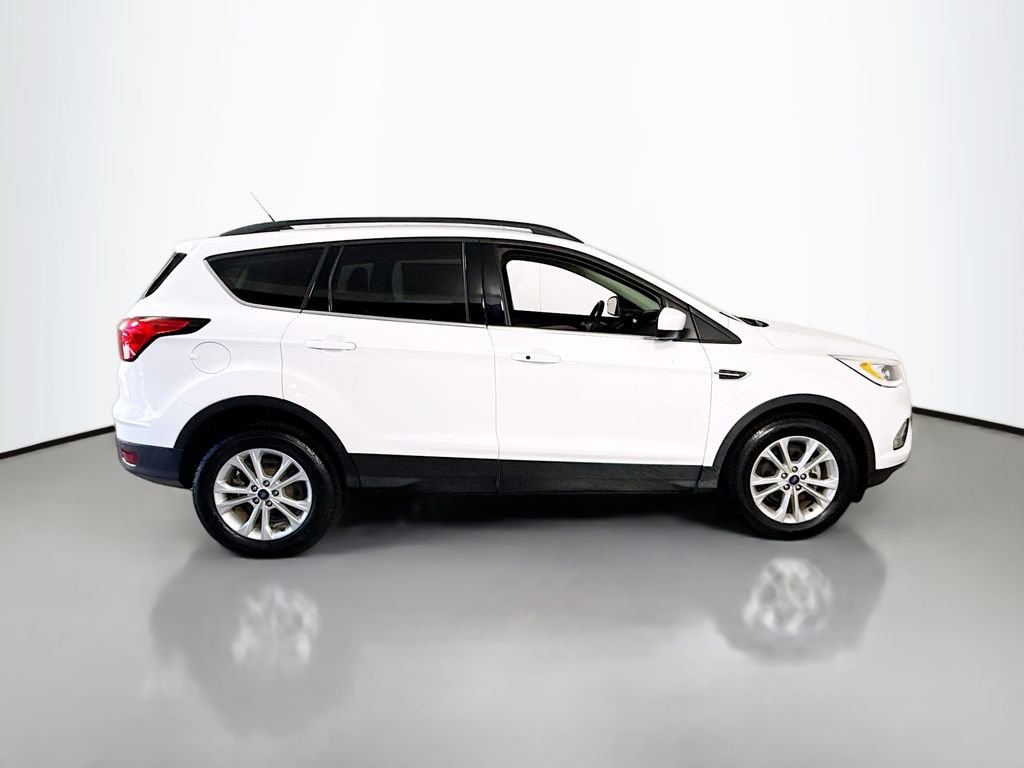 Used 2019 Oxford White Ford SEL image 13