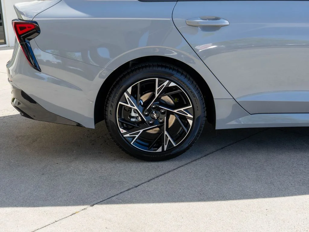 New 2026 Wolf Gray Kia GT-Line AWD image 31