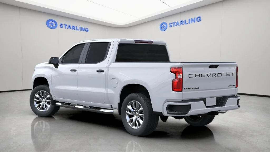New 2026 Summit White Chevrolet Custom image 4